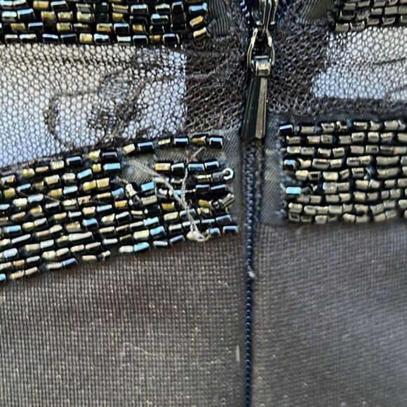 Sherri Hill black V Neck Black beaded lace gown size 4 - Picture 6 of 10